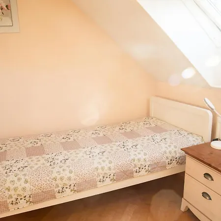 Ella Apartment